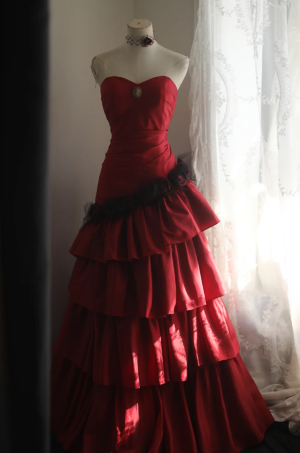 Vintage Red Strapless Satin Layered Mermaid Long Prom Dresses Evening Dress SP1174