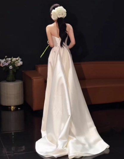 Elegant Strapless Satin Pleated White Mermaid Long Wedding Dress Bridal Dress SP2018