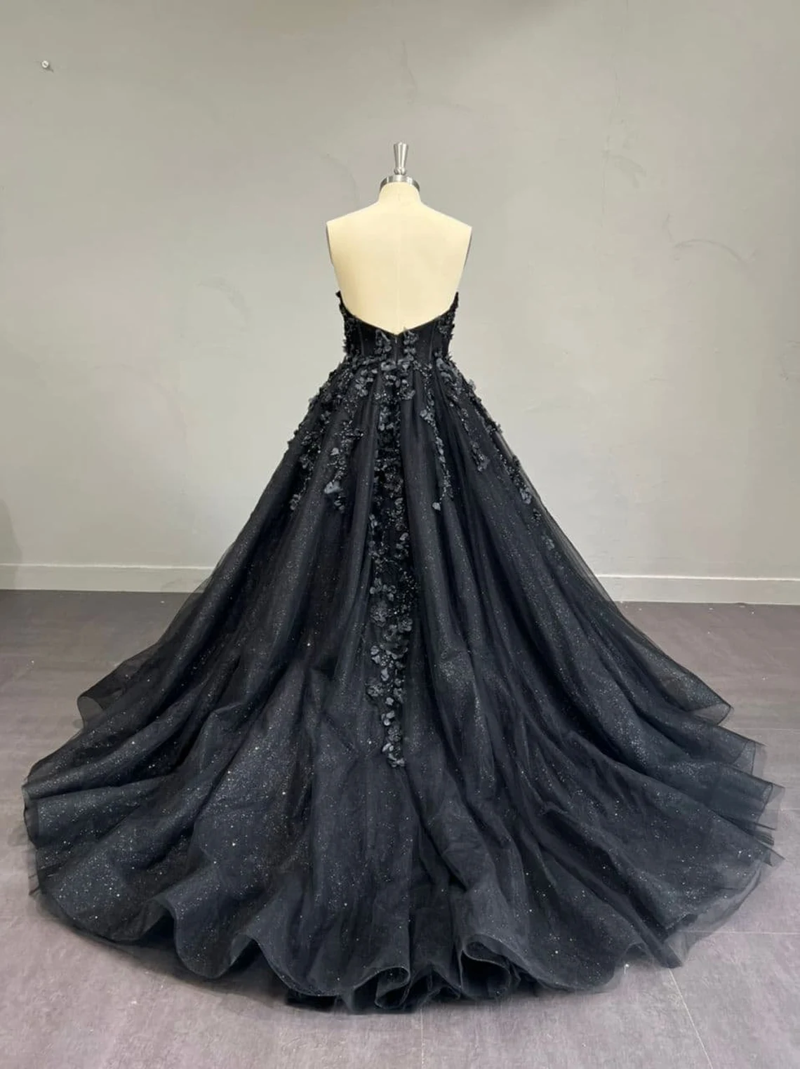 Stunning, Alternative Black Gown, Off The Shoulder Ball Gown Gothic Unconventional Wedding Dress,Y2477