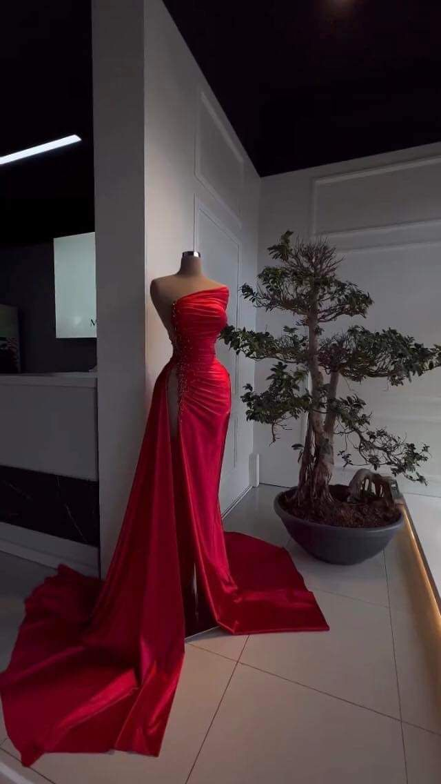 Charming Red Satin Long Evening Dress with High Slit Y4115