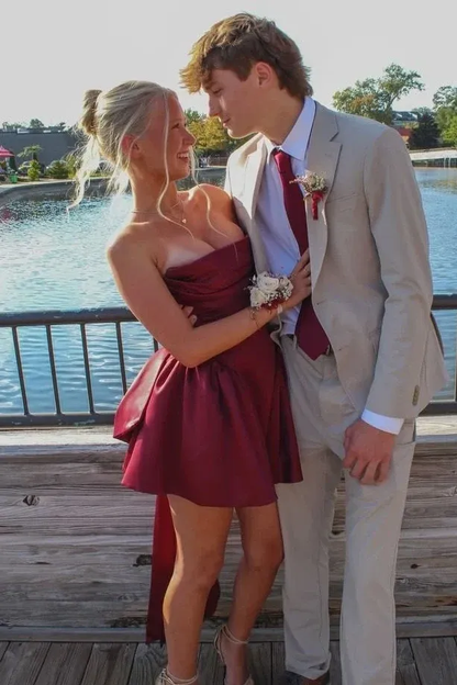 Elegant A-Line Strapless Burgundy Satin Homecoming Dress Mini Prom Dress With Bow SP3596