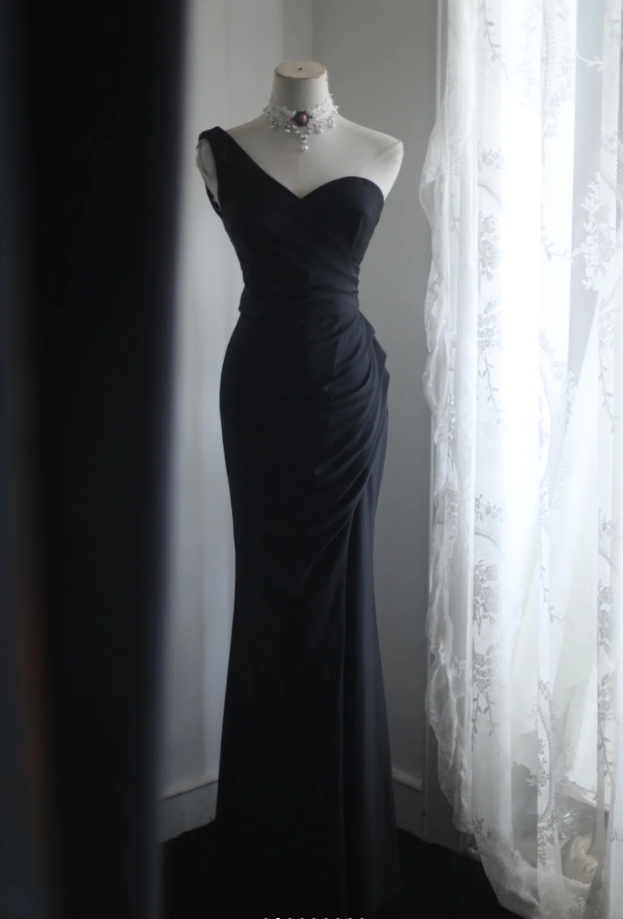 Classic Black One Shoulder Satin Mermaid Long Wedding Guest Dress Formal Evening Dress SP1235
