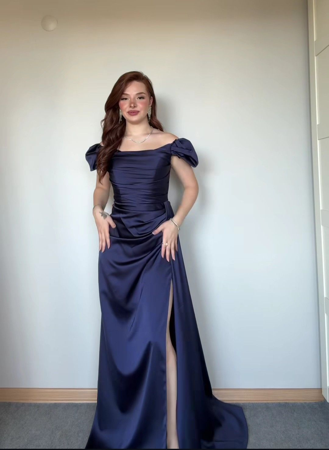 Pretty Off The Shoulder Navy Blue Satin Slit Mermaid Birthday Party Gown Formal Wedding Guest Dress SP770