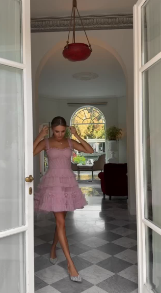 Cute Pink Tulle A Line Short Homecoming Dress Spaghetti Straps Short 16th Birthday Outfits SP3634