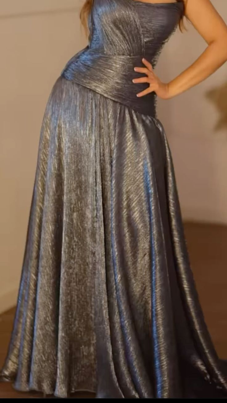 Fashion Spaghetti Straps Satin Pleated Mermaid Long Evening Dress Birthday Prom Dresses SP1136