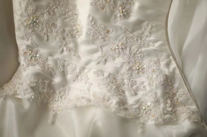 Classy Strapless Chiffon Appliques Mermaid White Long Wedding Dress SP1167