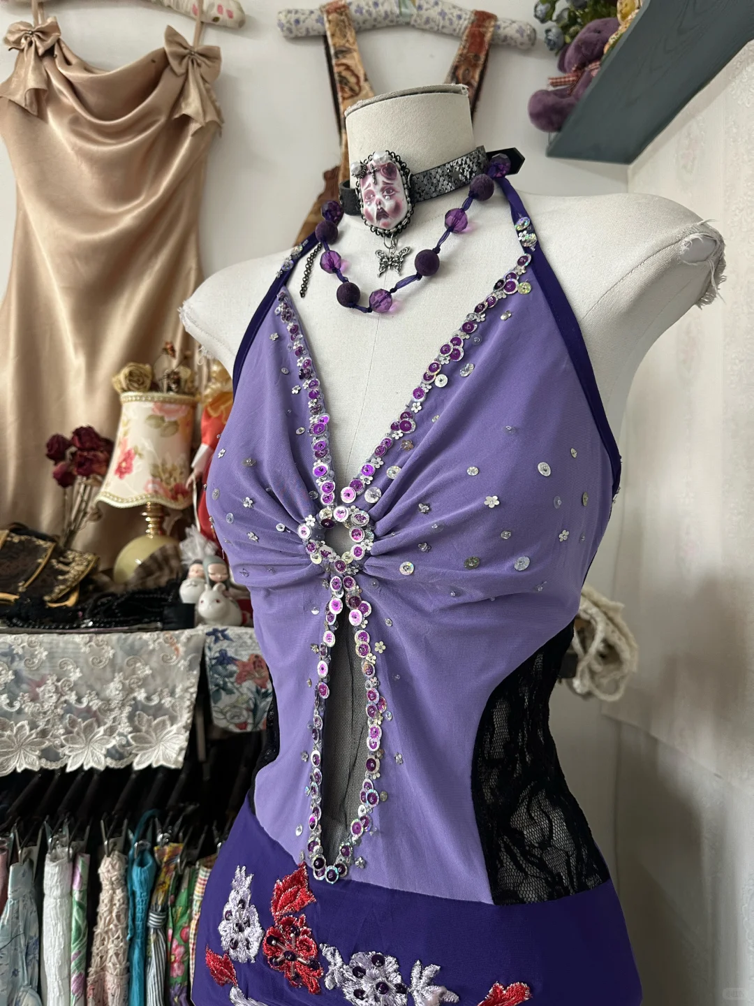 Vintage Purple Satin Beaded Sheath Cocktail Dress Halter Short Birthday Dress Homecoming Dress Y9001