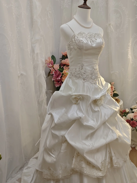 Elegant Ball Gown Spaghetti Straps White Lace Satin Pleated Long Party Dress Evening Dress SP2164