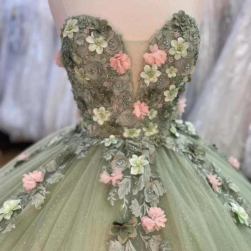 Mint Green Quinceanera Dresses Ball Gown Lace Ball Gown Sweet 16 Dress With Flowers Y2062
