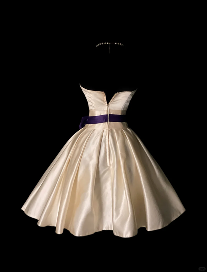 Elegant Sweetheart Neck Satin Pleated Short Birthday Dress Champagne Short Homecoming Dress SP4072