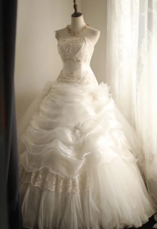 Glamorous Strapless Tulle Lace Beaded Pleated White Long Wedding Dress SP1240