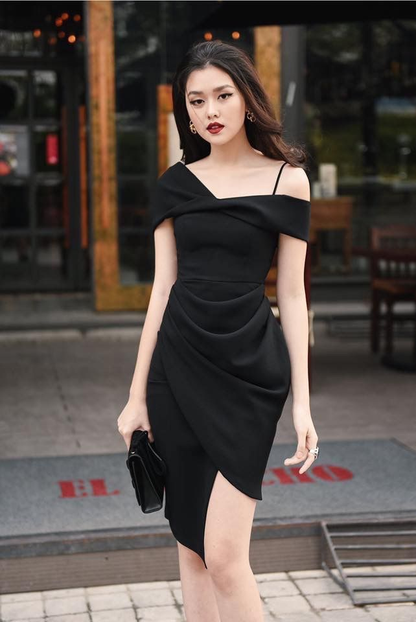 Chic Black Sheath Homecoming Dress Black Party Dress  Y2870