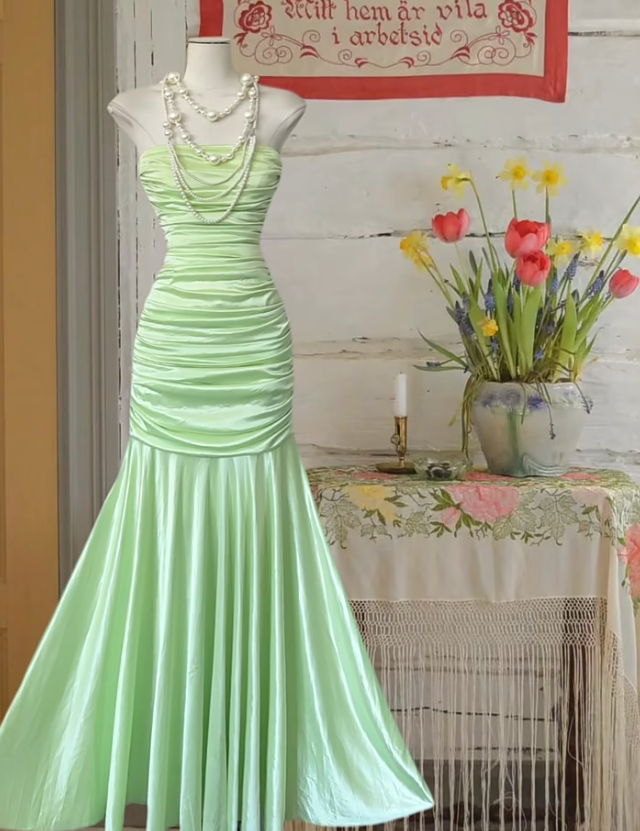 Beautiful Strapless Light Green Satin Pleated Mermaid Long Prom Dress Birthday Party Gown Y9999