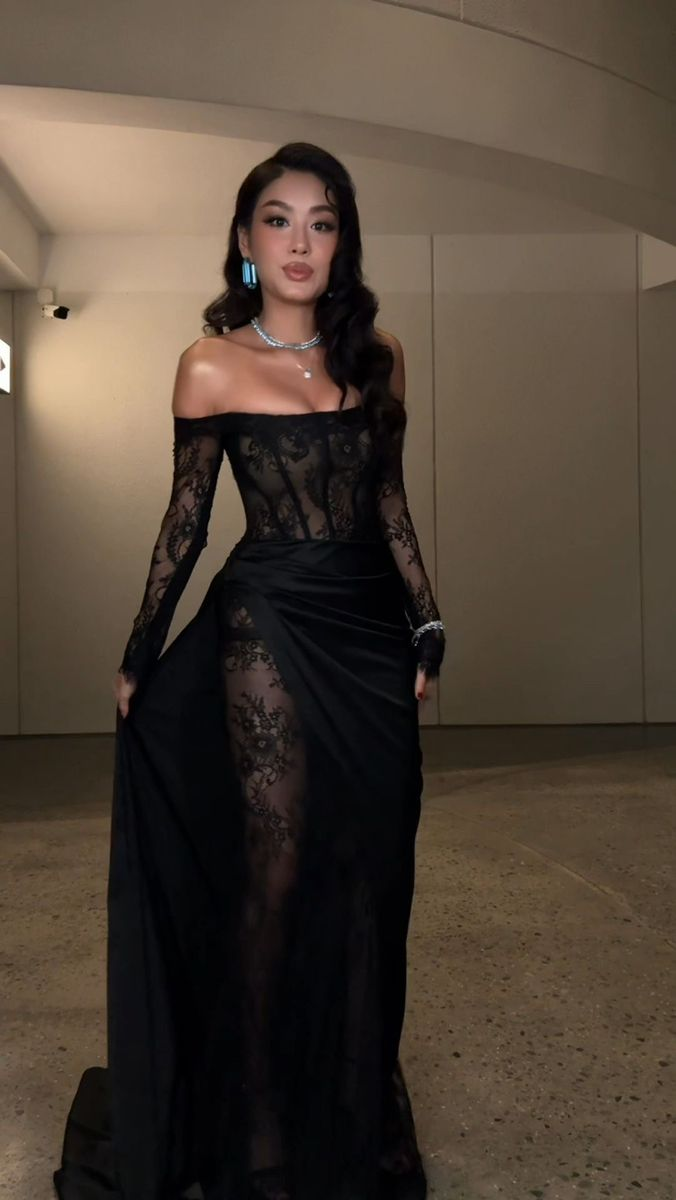 Sexy Off The Shoulder Satin Lace Mermaid Prom Gown Long Birthday Party Dress SP1045