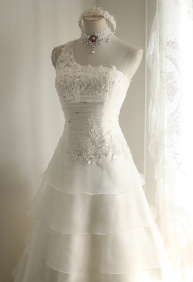 White One Shoulder Organza Beaded Sequin Layered Mermaid Wedding Dress Elegant Long Bridal Dress SP1242