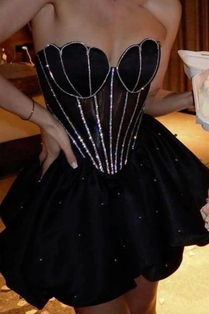 Sexy Black Sweetheart Neck Satin Beaded A Line Short 7th Grade Homecoming Dress Cocktail Dress SP3140