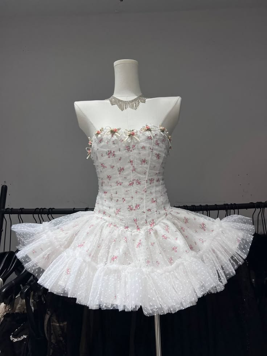 Elegant Strapless Satin Floral Tulle A Line Short 17th Birthday Outfits,White Short Graduation Homecoming Dress SP3061