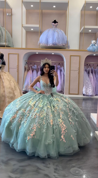 Gorgeous Ball Gown Light Green Tulle Sequin Appliques Quinceanera Dress Sweet 15 Dress With Bow SP4293