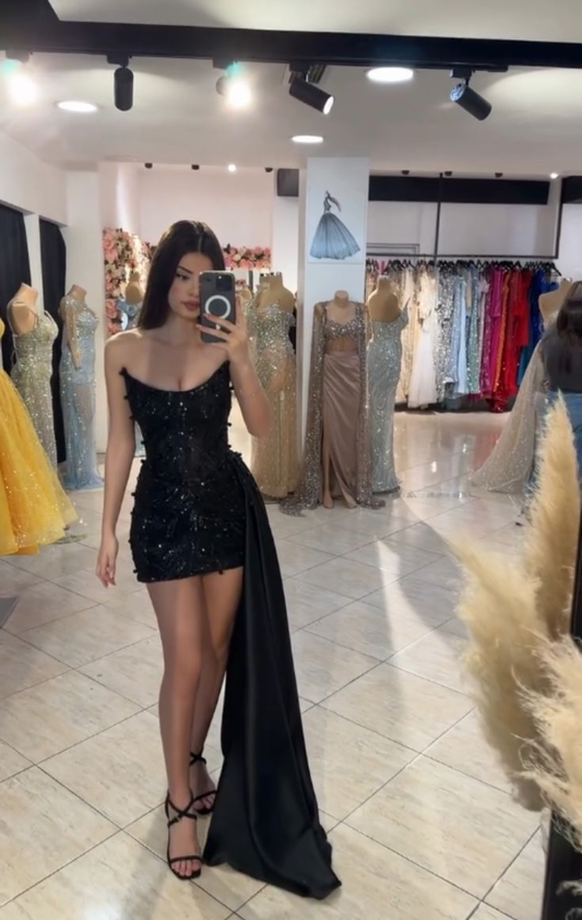 Charming Black Strapless Sheath Beaded Sequin Tulle Satin Short Homecoming Dress Cocktail Dress SP2836