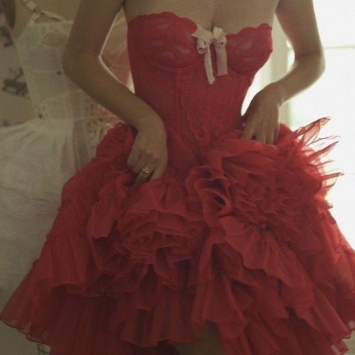 Pretty Strapless Red Lace Tulle Short 20th Birthday Outfits Formal Homecoming Dress SP44