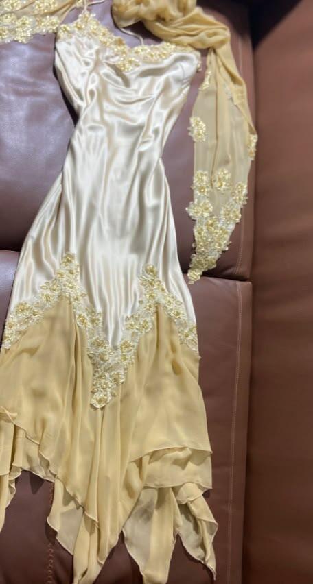 Classy Spaghetti Straps Yellow Satin Chiffon Appliques Mermaid Long Party Dress Prom Dress SP2679