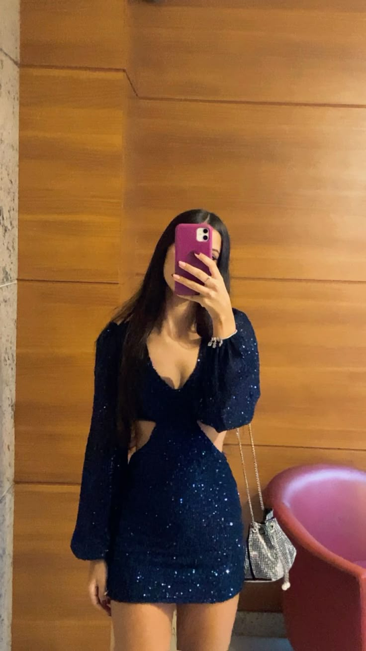 Sparkly Navy Blue Sequin Short 8th Grade Homecoming Dress,V Neck Sheath Short Prom Dress SP3423