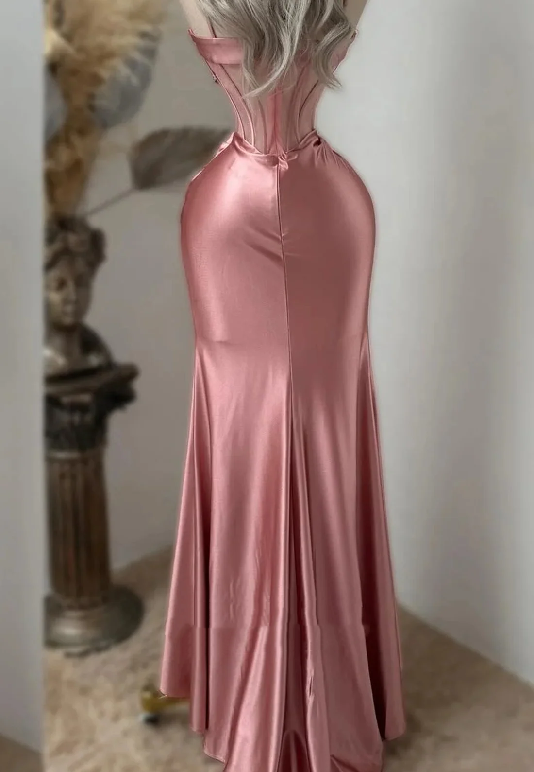 Glamour Spaghetti Straps Satin Beaded Appliques Pleated Mermaid Prom Dress Pink Party Dress SP4196