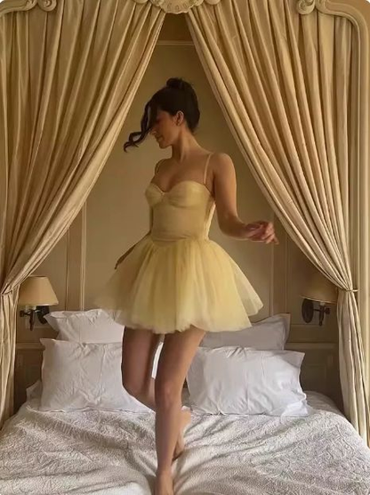 Sweet Spaghetti Straps Yellow Tulle A Line Short Graduation Homecoming Dress,Mini Prom Gowns SP3198