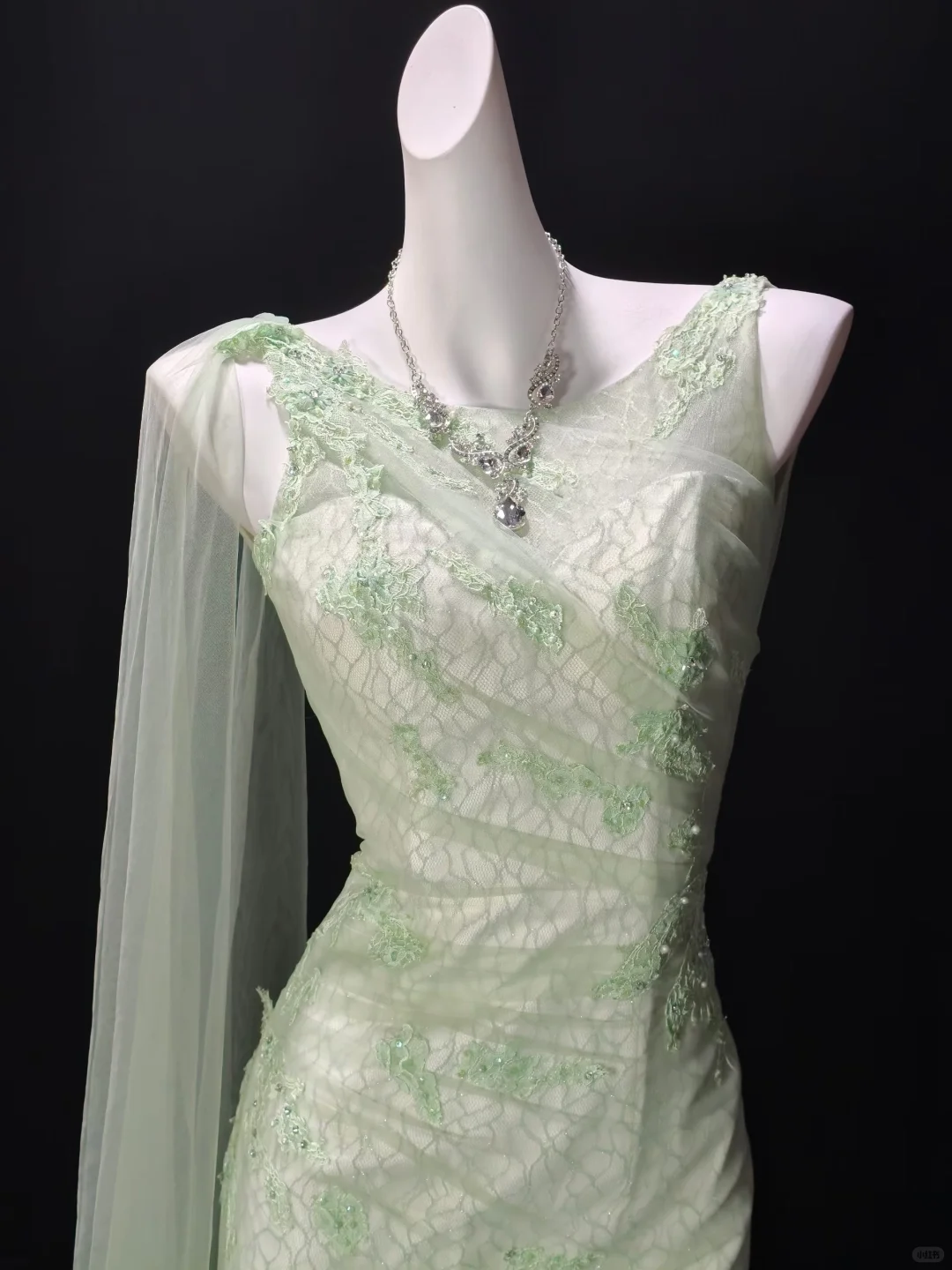 Pretty Green V Neck Tulle Lace Appliques Mermaid Party Dress Long Wedding Guest Dress SP3192
