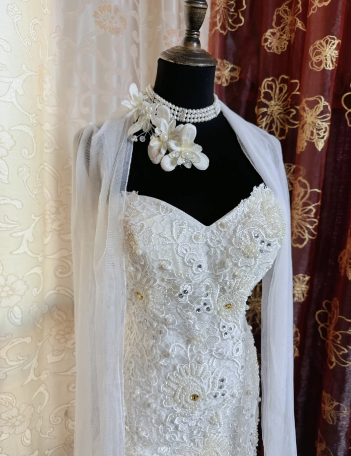 Glamorous Strapless White Lace Appliques Beaded Mermaid Long Evening Dress Birthday Prom Dress SP1615