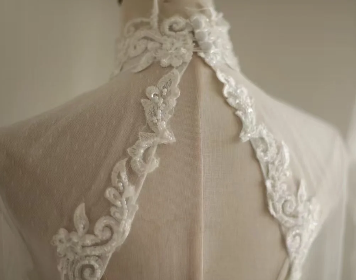 Charming White Tulle Chiffon Beaded Long Wedding Dress Backless Bridal Dress SP1175