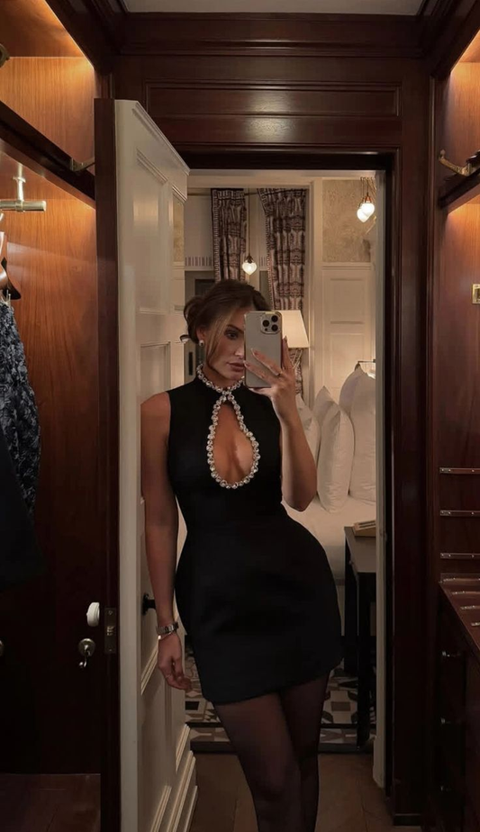 Sexy Black Sleeveless Satin Beaded Sheath Cocktail Dress Short Birthday Outfits Homecoming Dress Y9991