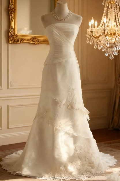 Elegant Strapless White Tulle Lace Appliques Mermaid Bridal Dress Long Wedding Dress SP1169