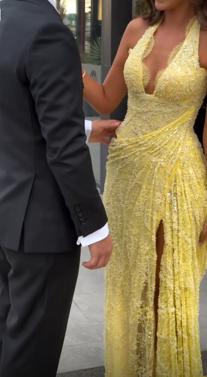 Sexy Halter V Neck Lace Slit Mermaid Long Prom Dress Yellow Long Birthday Party Gowns SP3628