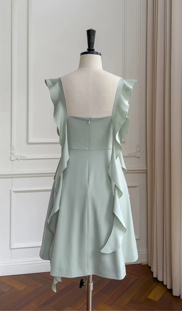 Fashion Green A Line Homecoming Dress Satin Mini Prom Dress Y7574