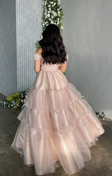 Elegant Tulle Satin Ball Gown Off The Shoulder Layered Prom Dress Y7633