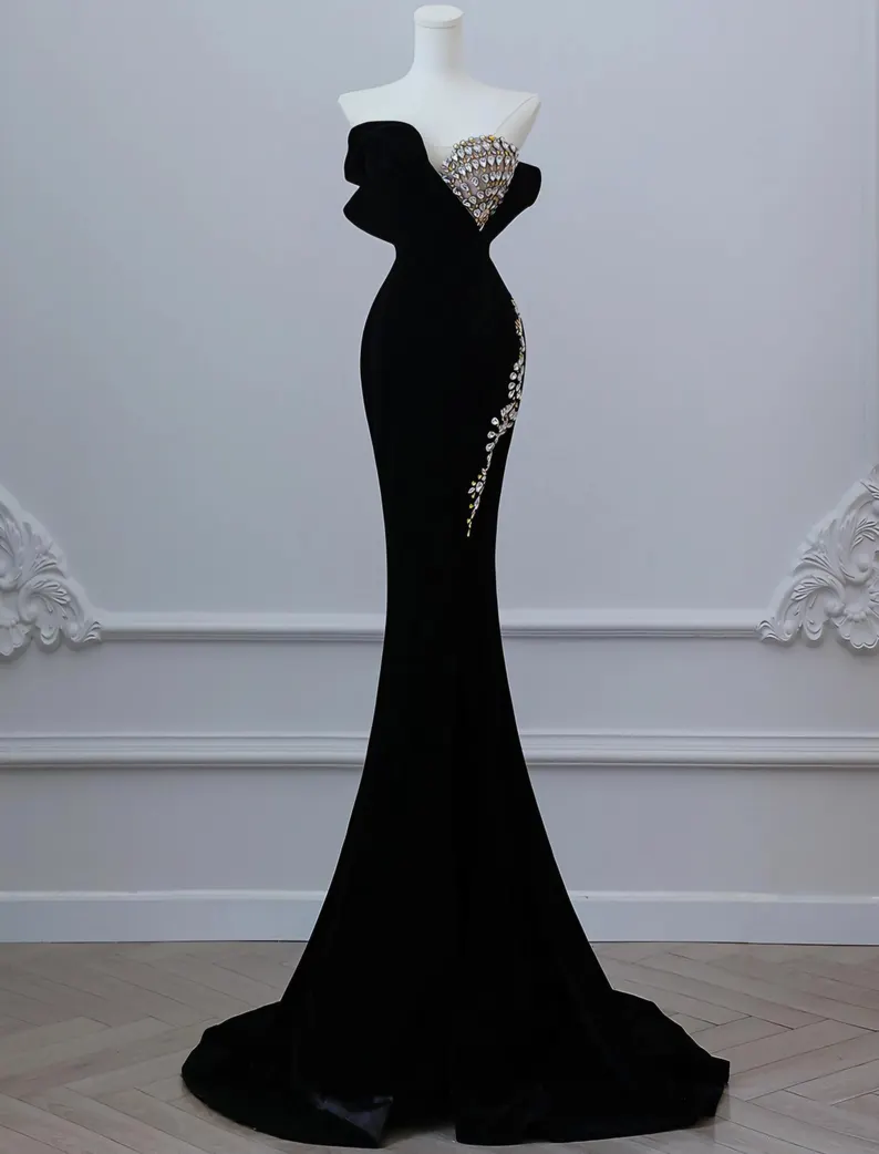 Black Luxurious Velvet Beaded Evening Dress Long Prom Dress Y7675