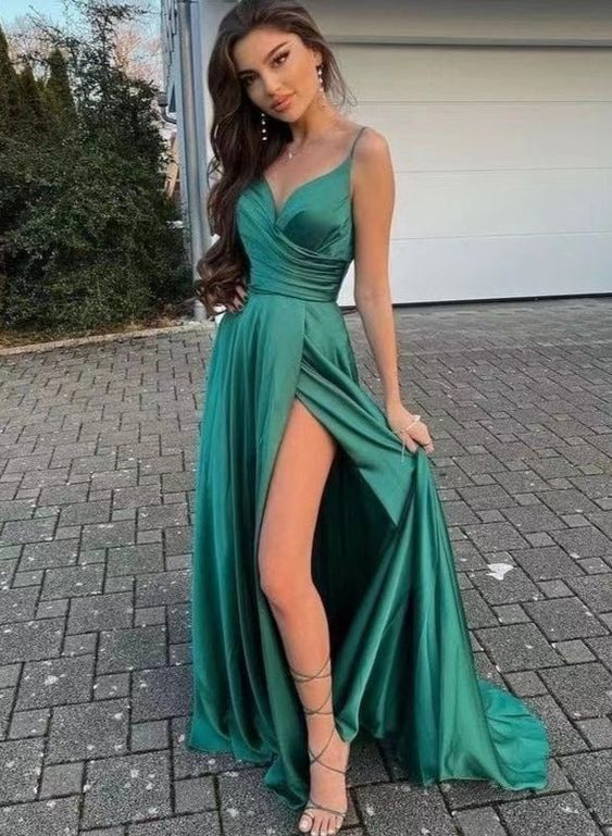 A-line Spaghetti Straps Green Prom Dresses Slit Side Y667